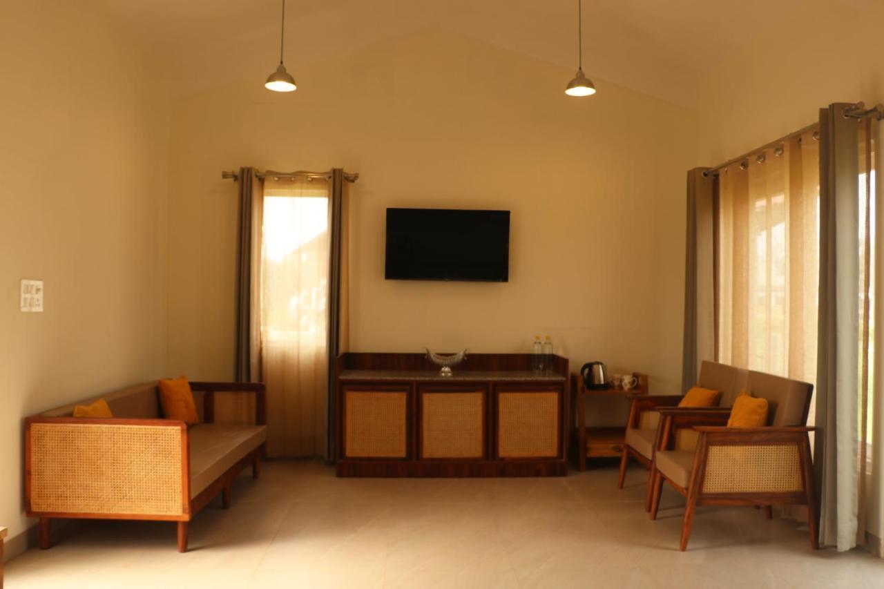 Bed and Breakfast The Bageecha Vrindāvan Exterior foto